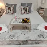 Sicilia Bedda House צ'פאלו
