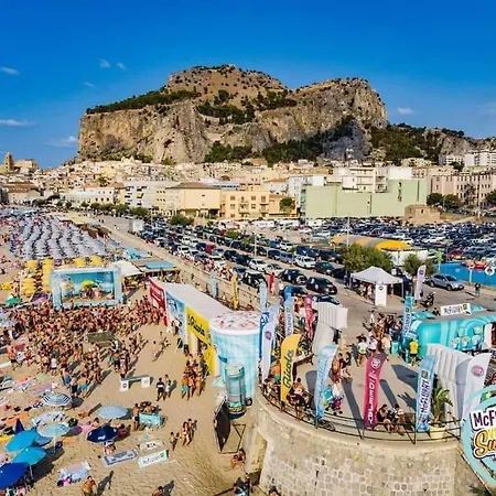 شقة Sicilia Bedda House تْشيفالو